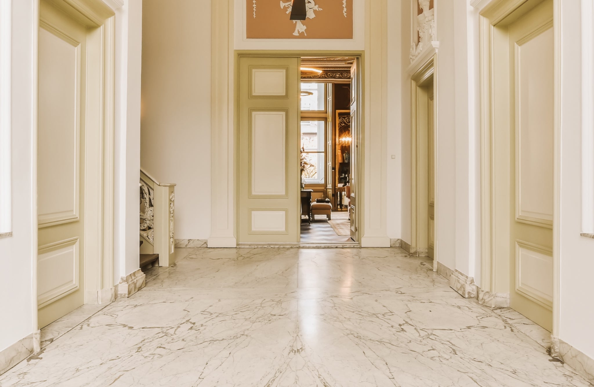 9 Most Unique Hallway Paint Ideas to Dazzle Guests (and Yourself!)