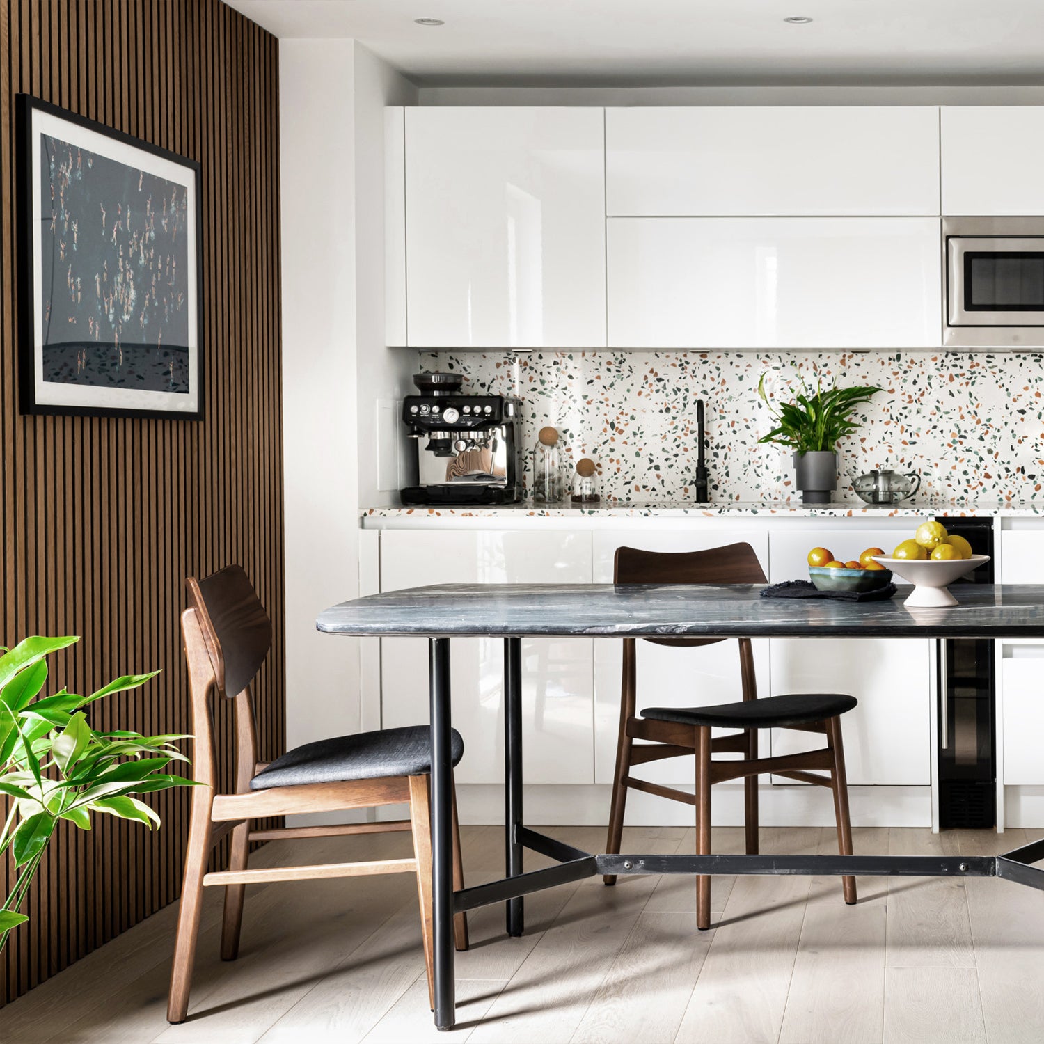 Kitchen Wall Decor Ideas: From Bare Walls to Beautiful Spaces