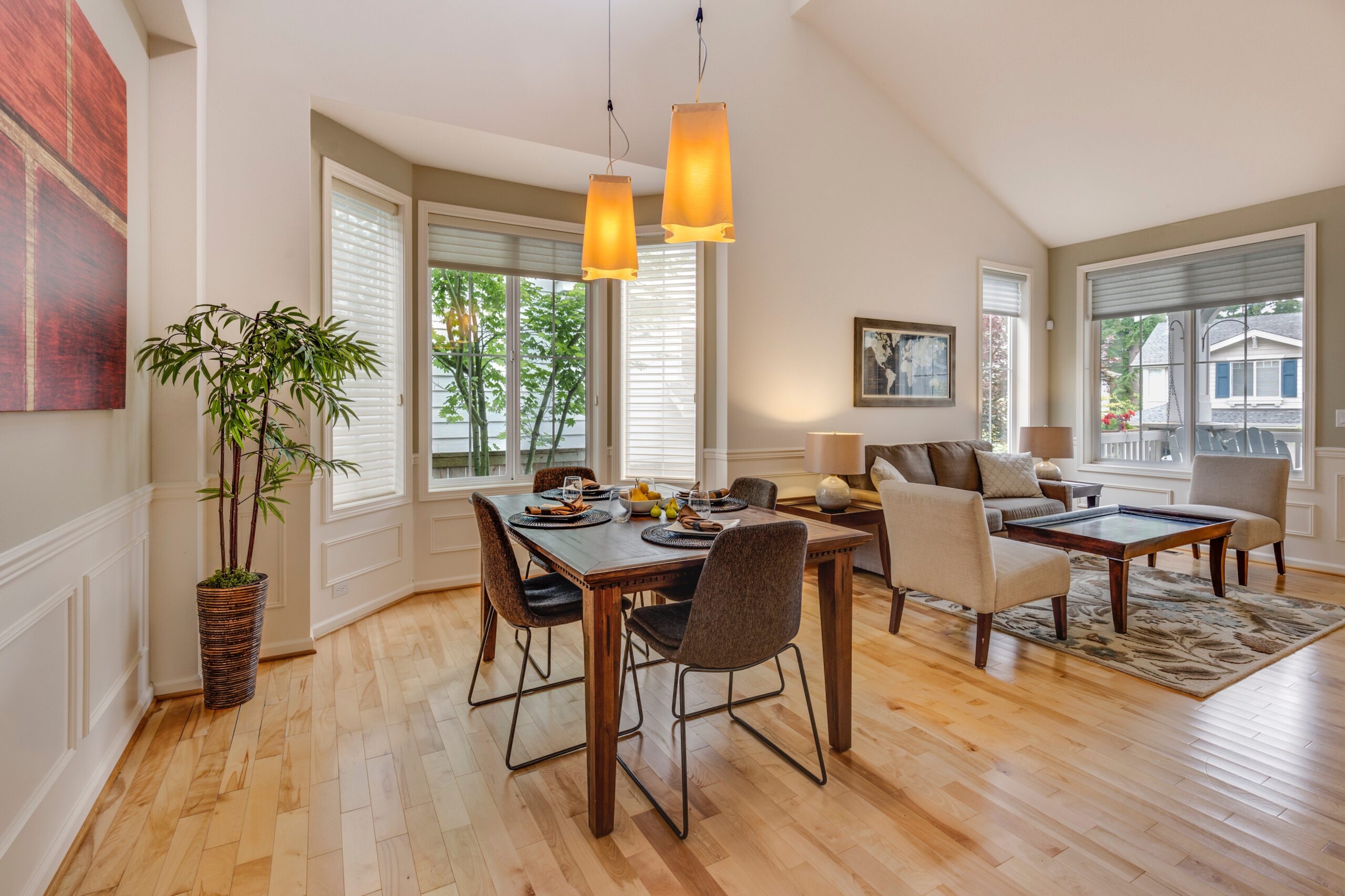 Laminate Flooring vs Hardwood