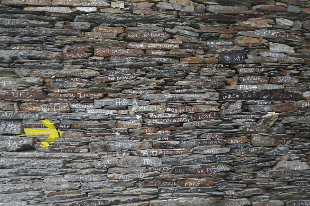 What Are Faux Stone Panels?