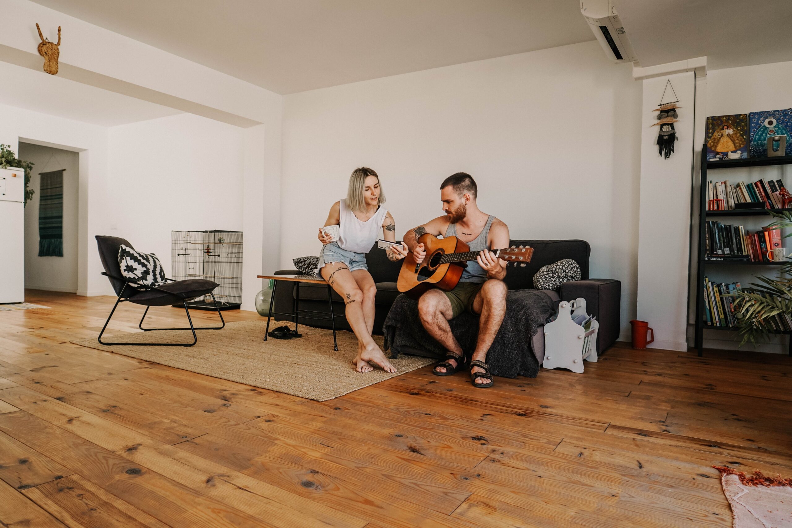 Laminate Flooring vs Hardwood